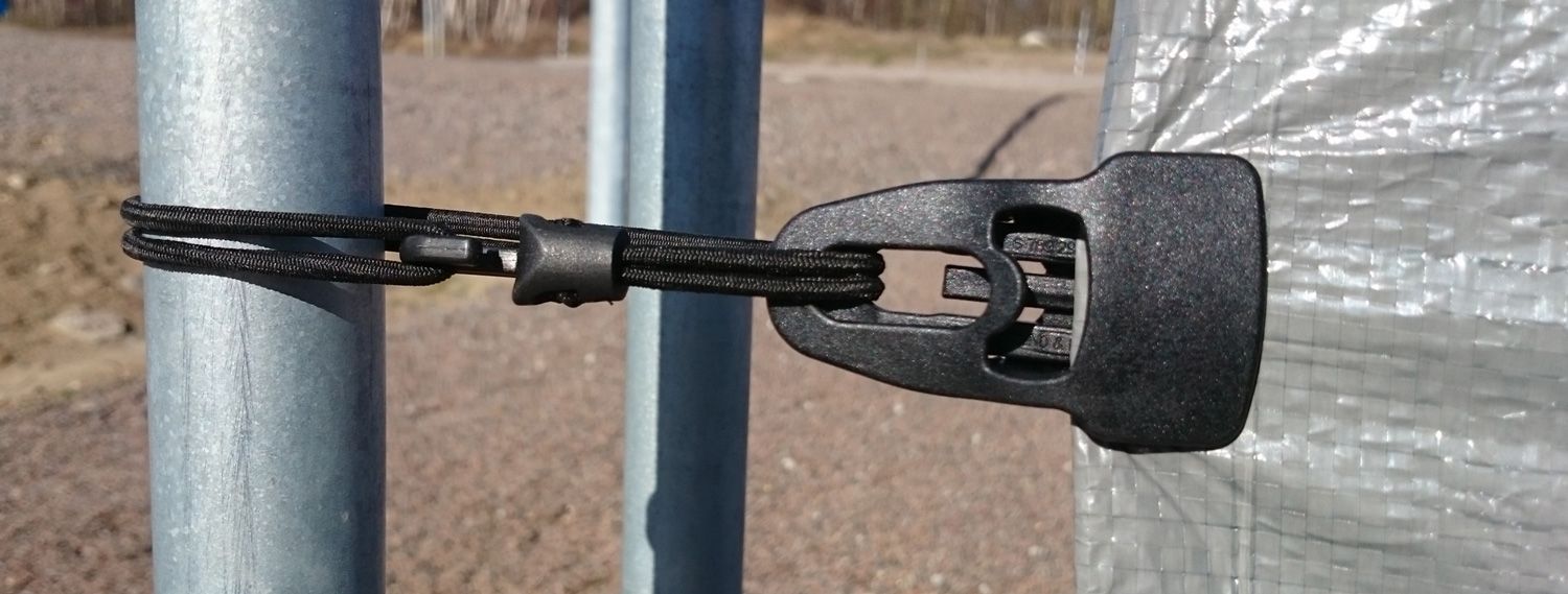 Holdon Midi Clip-on Eyelets, black on tarp