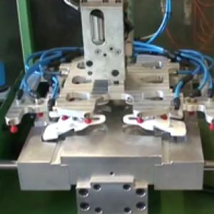 Holdon Clips in production